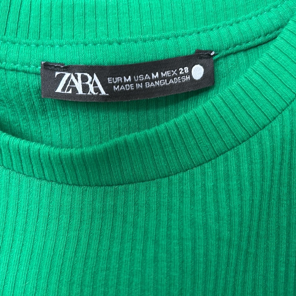 ZARA Ruched Ribbed Dress in Green - Picture 9 of 9